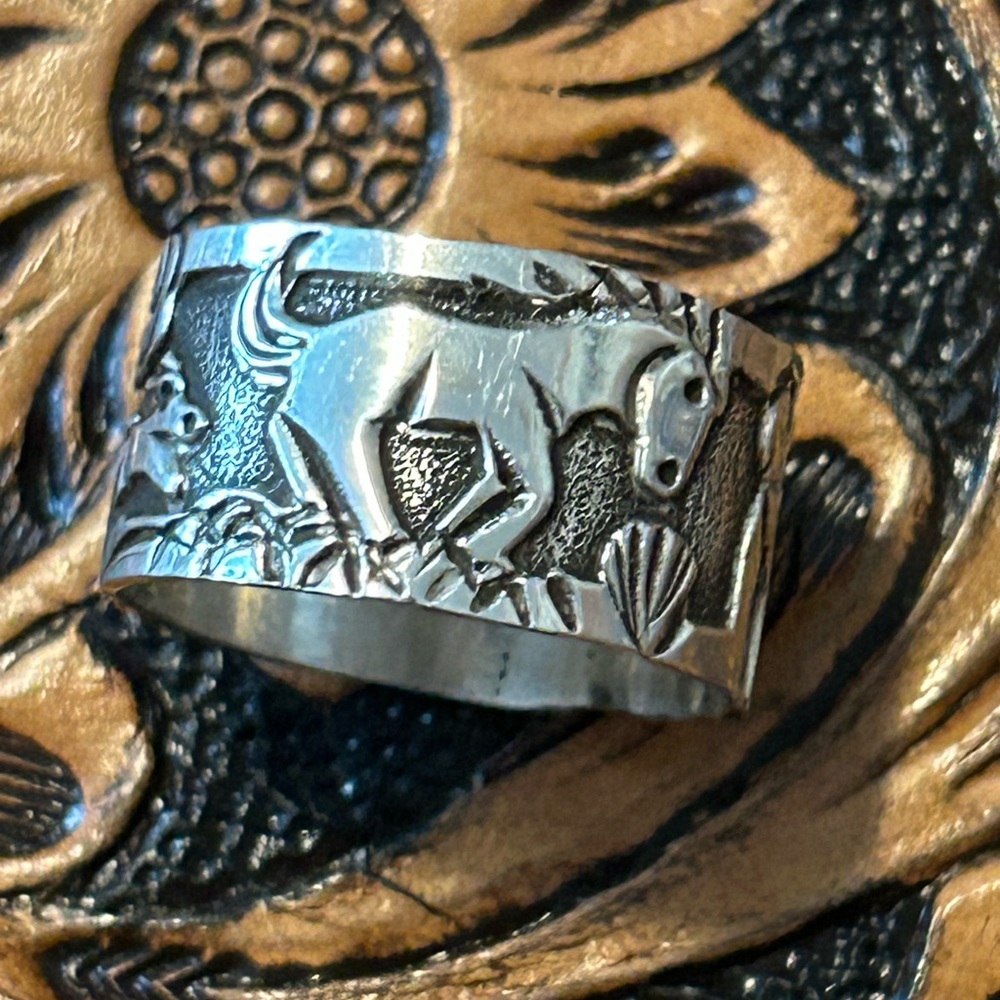 Lloyd Becenti Navajo Horse Ring
